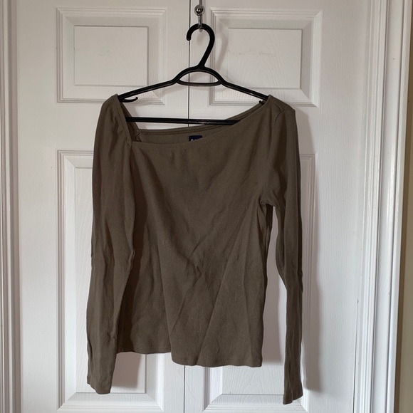 Gap Rib Asymmetric Top - Picture 3 of 4